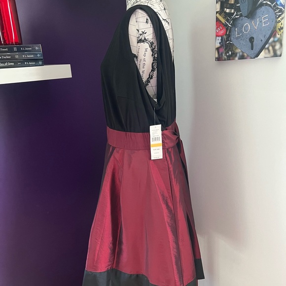 SL Fashions Plus Size Sleeveless Dress NWT - Picture 5 of 11